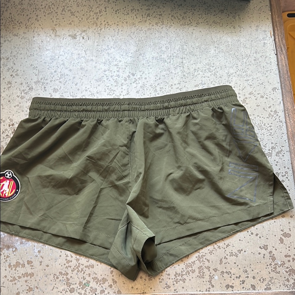Nike Green Athletic Shorts Lightweight Moisture-Wicking